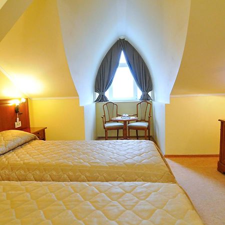 Hotel Maxim Oradea Dış mekan fotoğraf