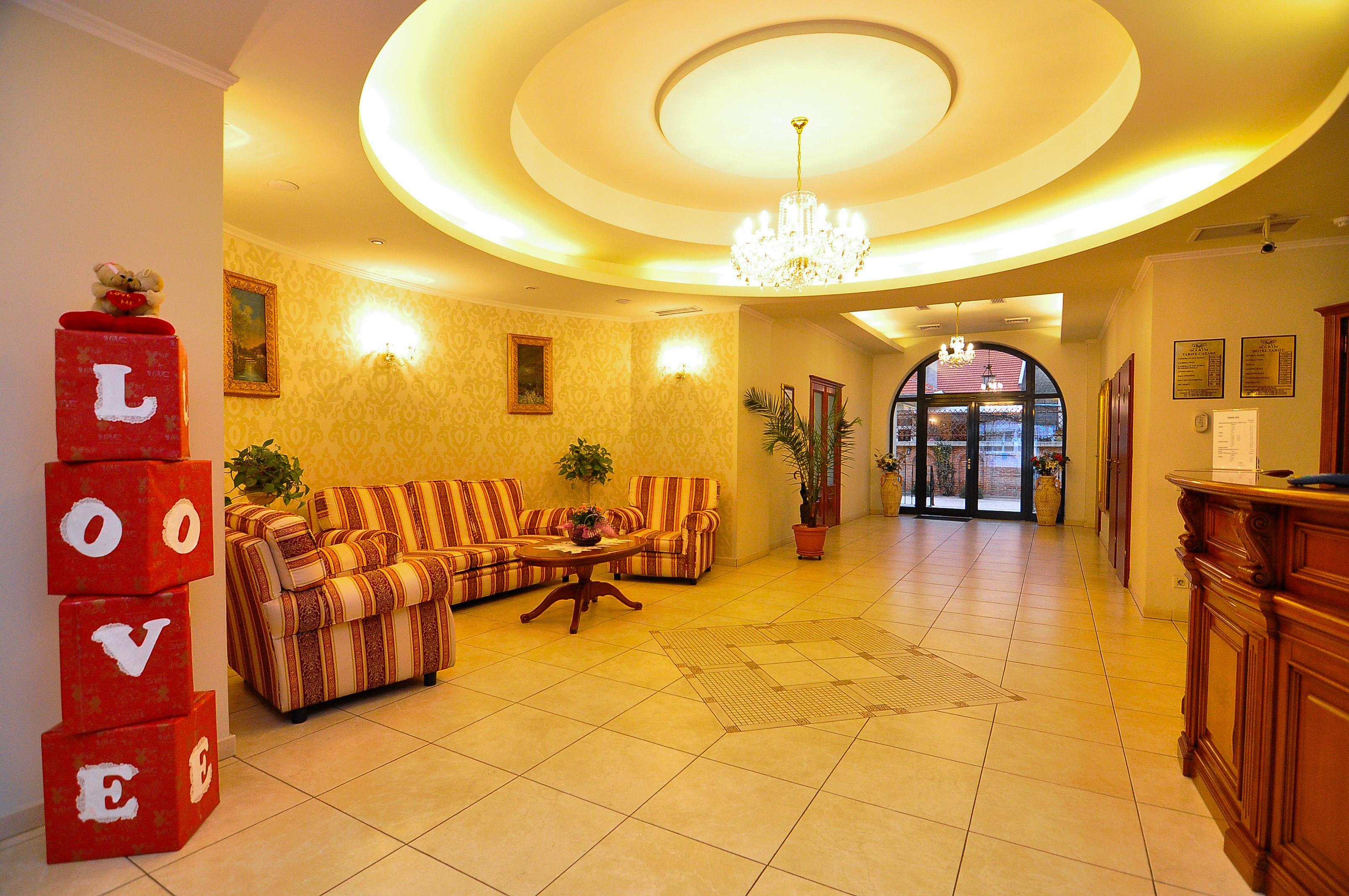 Hotel Maxim Oradea Dış mekan fotoğraf