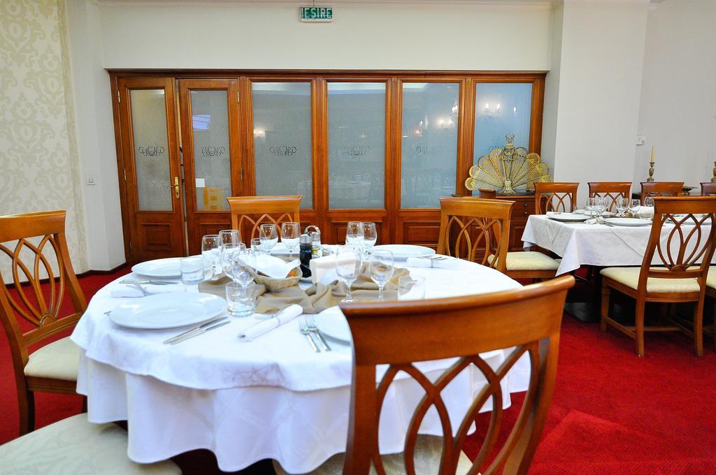 Hotel Maxim Oradea Dış mekan fotoğraf